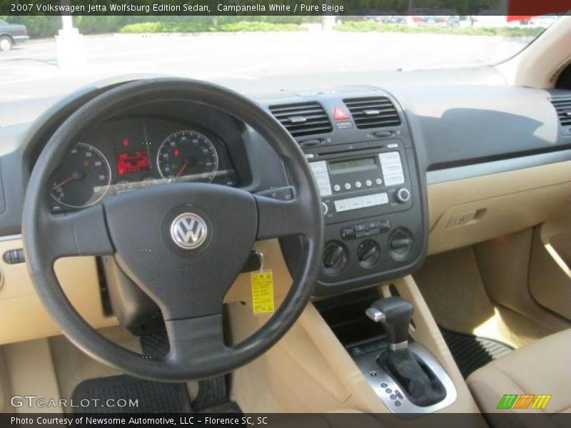 Campanella White / Pure Beige 2007 Volkswagen Jetta Wolfsburg Edition Sedan