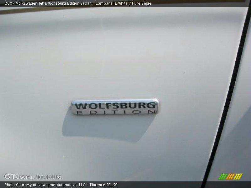 Campanella White / Pure Beige 2007 Volkswagen Jetta Wolfsburg Edition Sedan