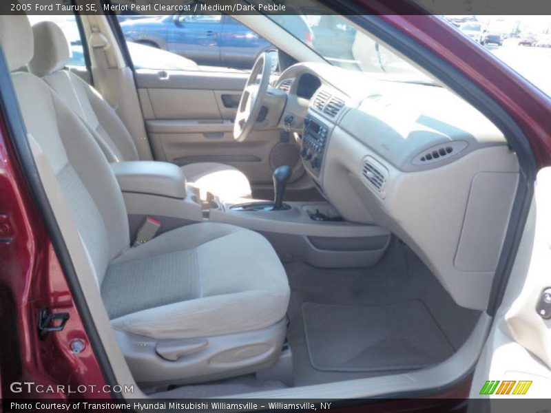 Merlot Pearl Clearcoat / Medium/Dark Pebble 2005 Ford Taurus SE