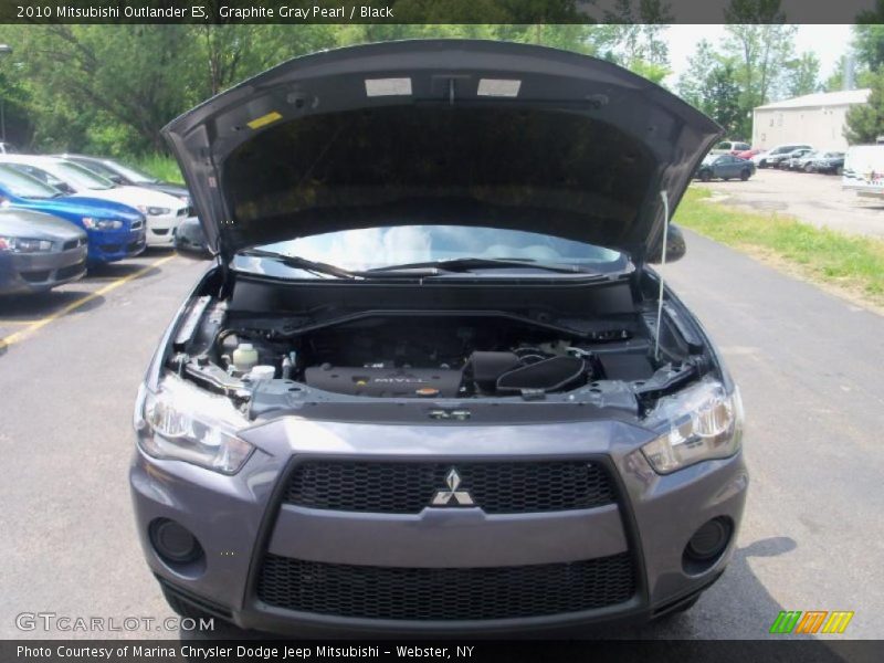 Graphite Gray Pearl / Black 2010 Mitsubishi Outlander ES