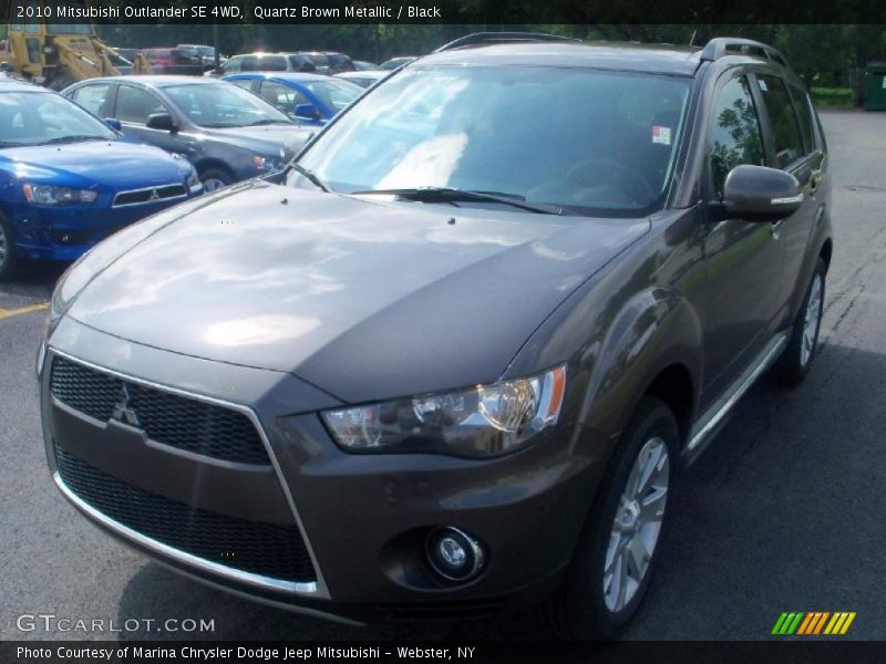 Quartz Brown Metallic / Black 2010 Mitsubishi Outlander SE 4WD