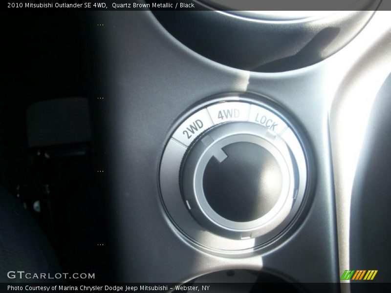 Quartz Brown Metallic / Black 2010 Mitsubishi Outlander SE 4WD