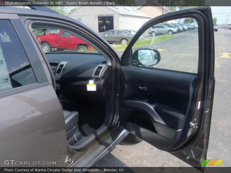 Quartz Brown Metallic / Black 2010 Mitsubishi Outlander SE 4WD