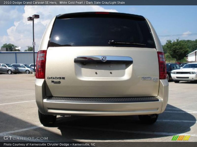 White Gold Pearl / Dark Slate Gray/Light Shale 2010 Dodge Grand Caravan SE Hero