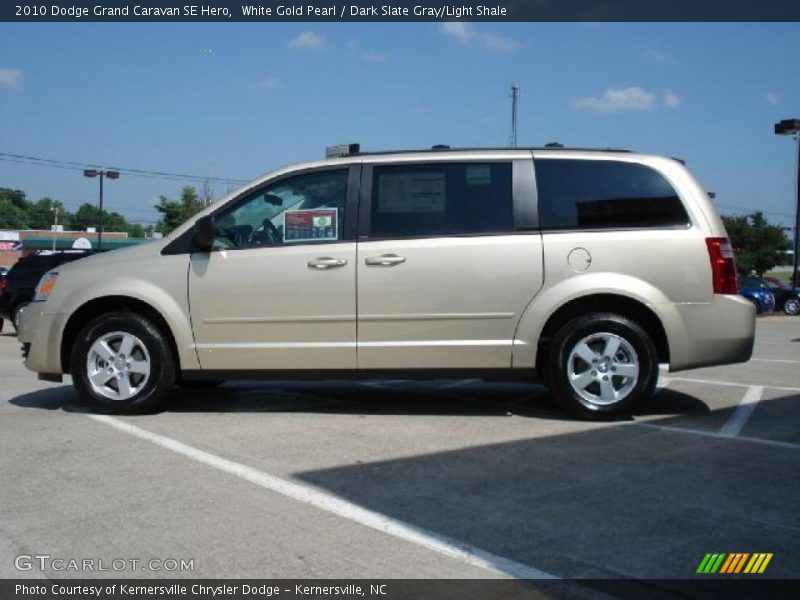 White Gold Pearl / Dark Slate Gray/Light Shale 2010 Dodge Grand Caravan SE Hero