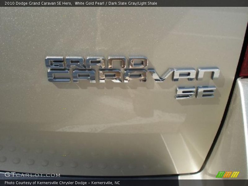 White Gold Pearl / Dark Slate Gray/Light Shale 2010 Dodge Grand Caravan SE Hero