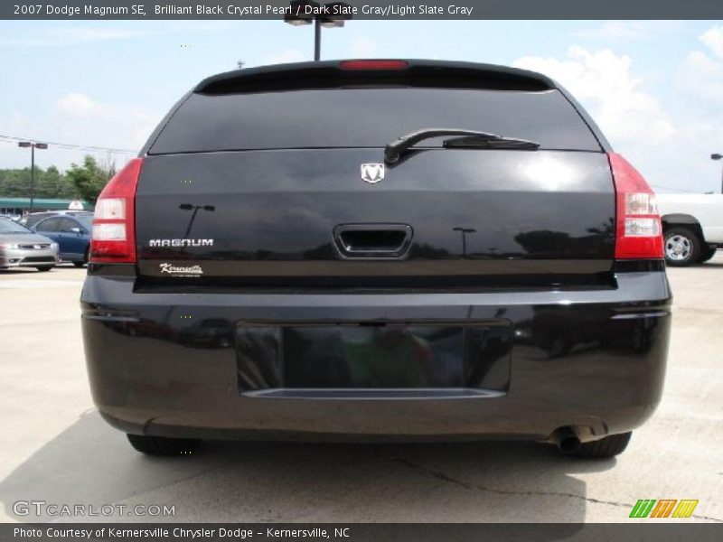 Brilliant Black Crystal Pearl / Dark Slate Gray/Light Slate Gray 2007 Dodge Magnum SE