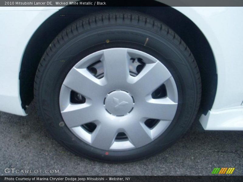 Wicked White Metallic / Black 2010 Mitsubishi Lancer DE