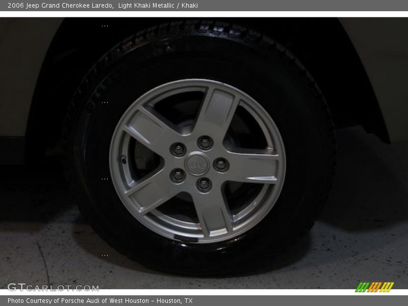 Light Khaki Metallic / Khaki 2006 Jeep Grand Cherokee Laredo
