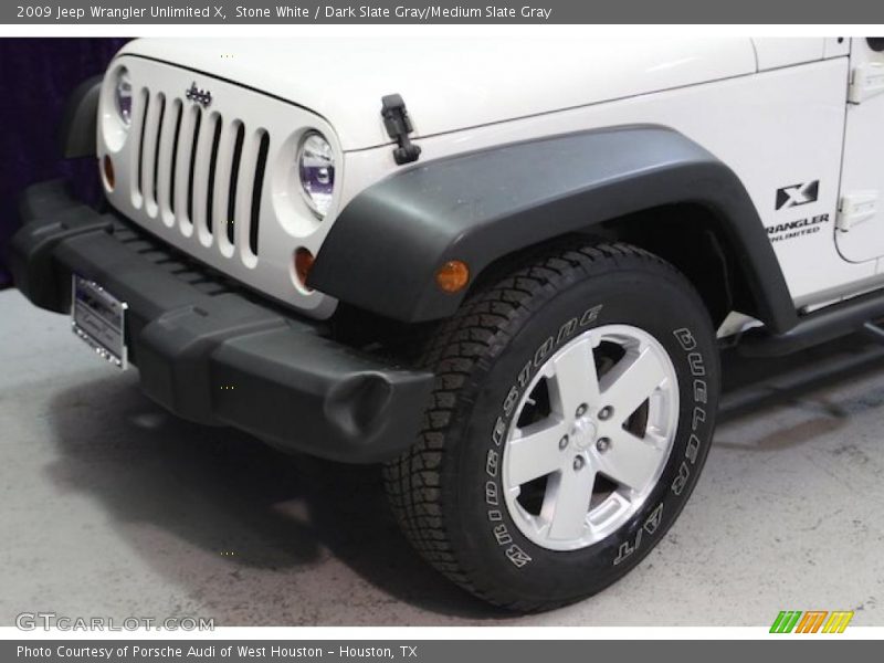 Stone White / Dark Slate Gray/Medium Slate Gray 2009 Jeep Wrangler Unlimited X