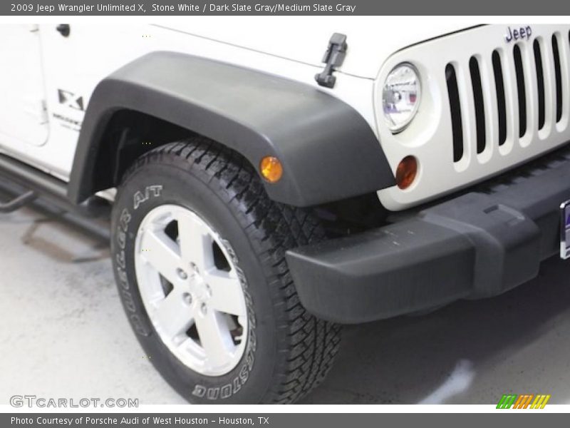 Stone White / Dark Slate Gray/Medium Slate Gray 2009 Jeep Wrangler Unlimited X