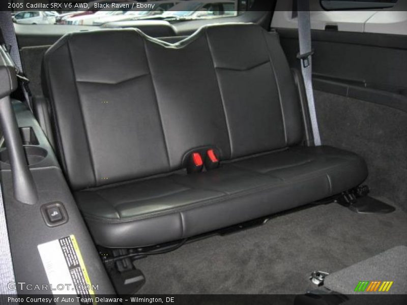 Black Raven / Ebony 2005 Cadillac SRX V6 AWD