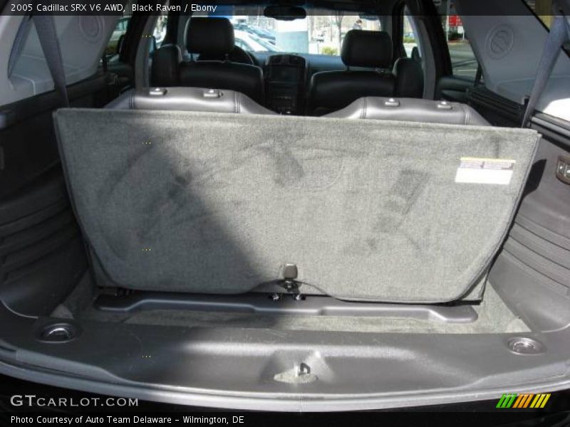 Black Raven / Ebony 2005 Cadillac SRX V6 AWD