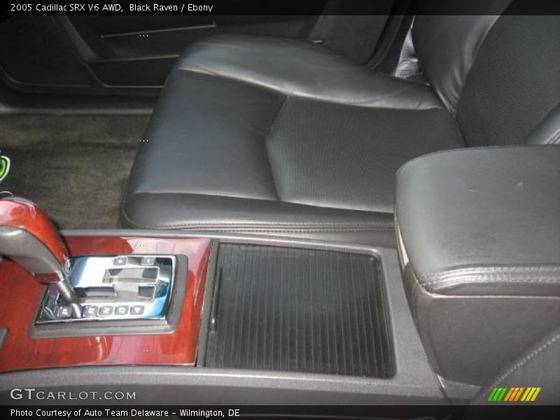 Black Raven / Ebony 2005 Cadillac SRX V6 AWD