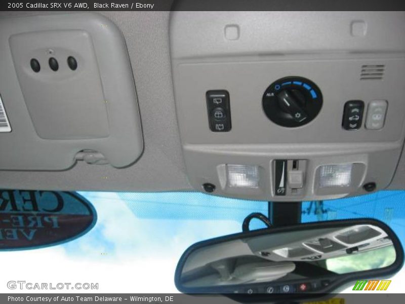 Black Raven / Ebony 2005 Cadillac SRX V6 AWD