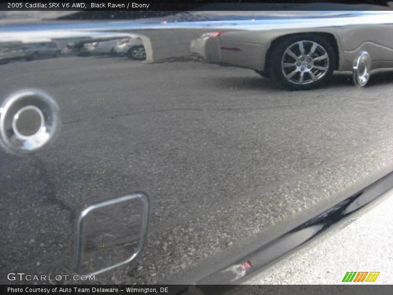 Black Raven / Ebony 2005 Cadillac SRX V6 AWD