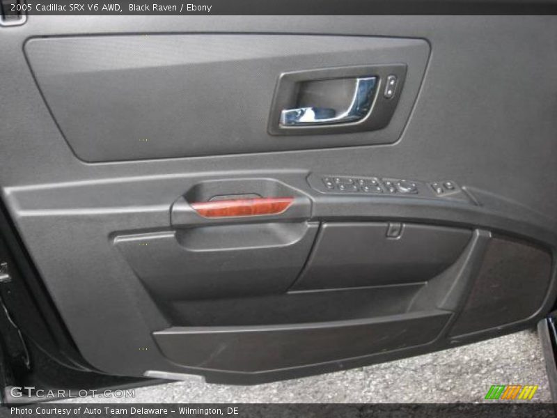 Black Raven / Ebony 2005 Cadillac SRX V6 AWD
