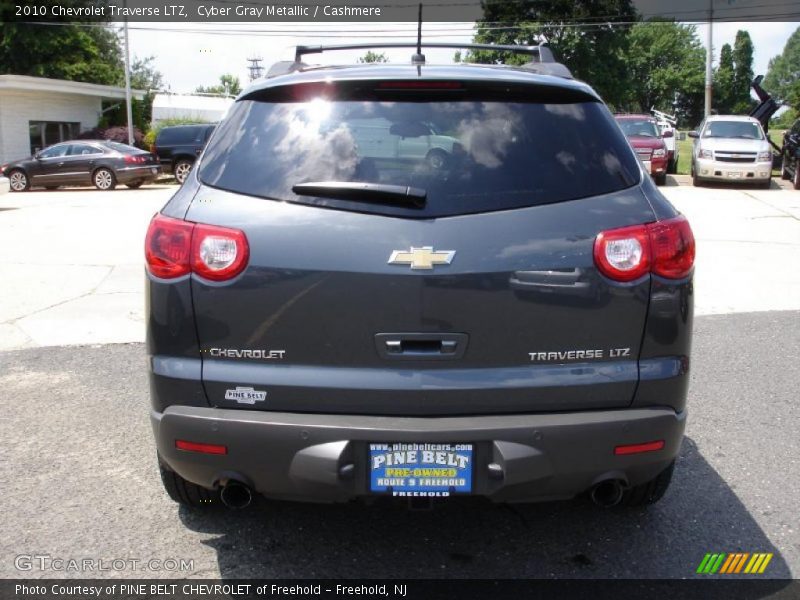 Cyber Gray Metallic / Cashmere 2010 Chevrolet Traverse LTZ