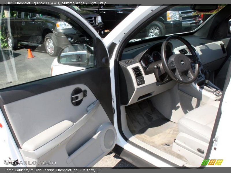 Summit White / Light Gray 2005 Chevrolet Equinox LT AWD