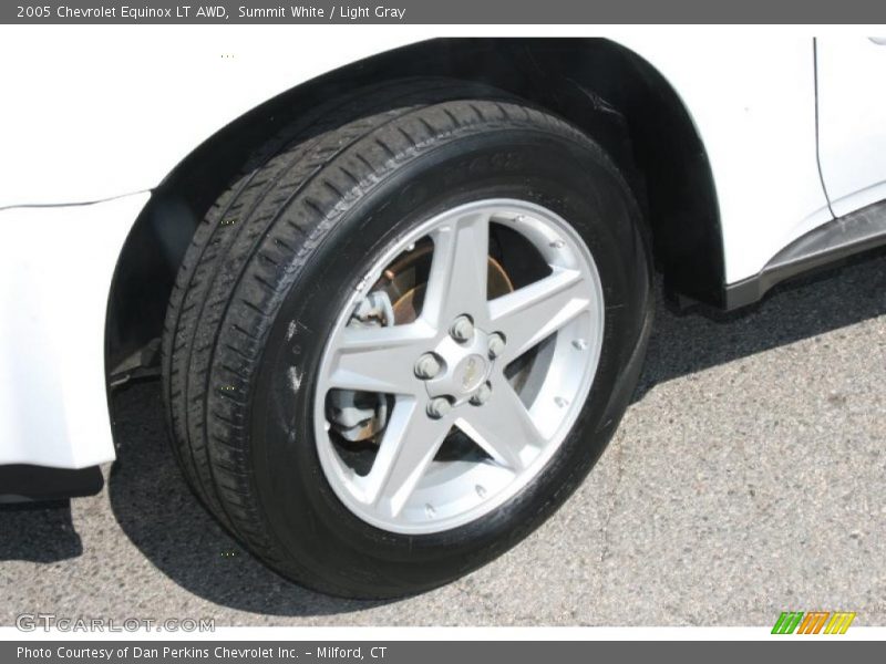 Summit White / Light Gray 2005 Chevrolet Equinox LT AWD