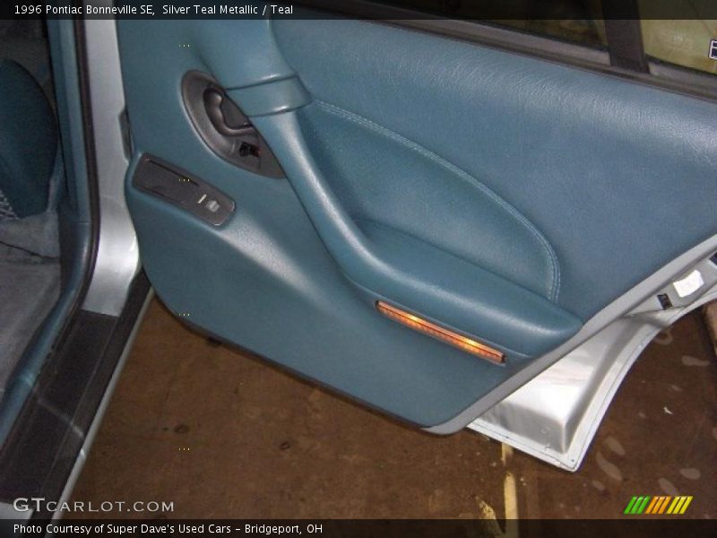 Silver Teal Metallic / Teal 1996 Pontiac Bonneville SE