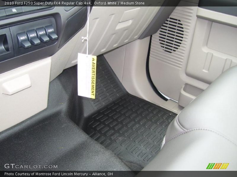 Oxford White / Medium Stone 2010 Ford F250 Super Duty FX4 Regular Cab 4x4