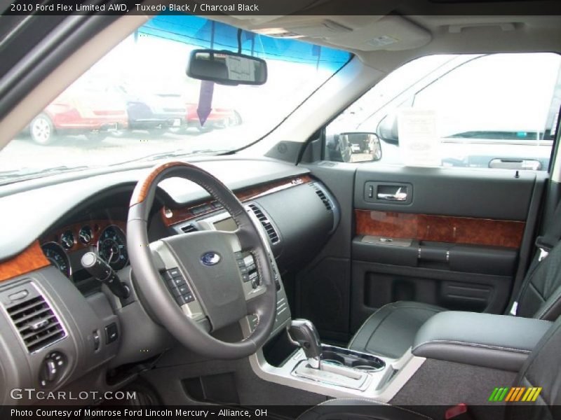 Tuxedo Black / Charcoal Black 2010 Ford Flex Limited AWD