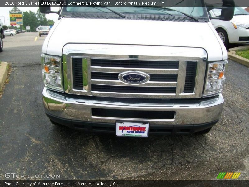 Oxford White / Medium Flint 2010 Ford E Series Cutaway E350 Commercial Moving Van
