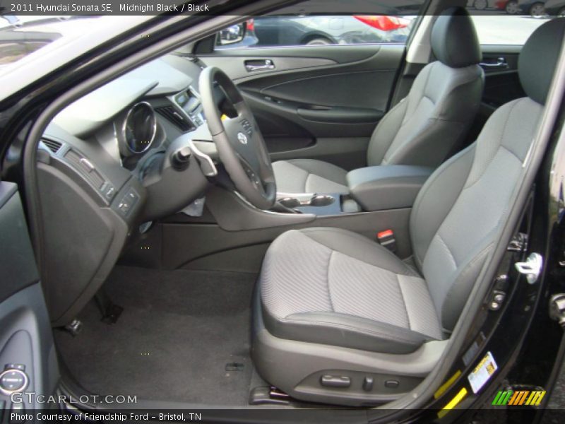 Midnight Black / Black 2011 Hyundai Sonata SE