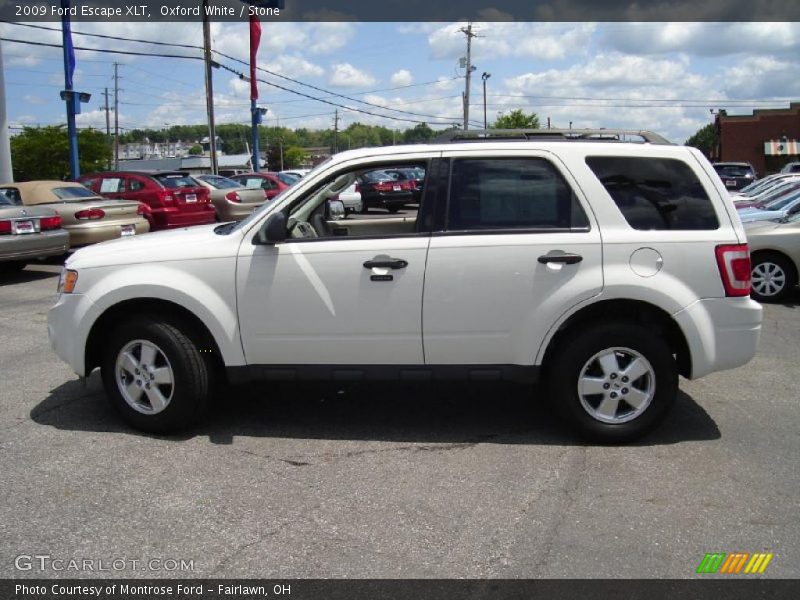 Oxford White / Stone 2009 Ford Escape XLT