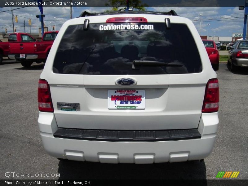 Oxford White / Stone 2009 Ford Escape XLT