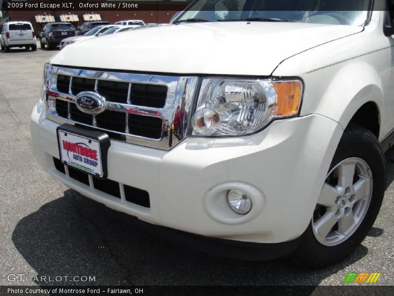 Oxford White / Stone 2009 Ford Escape XLT