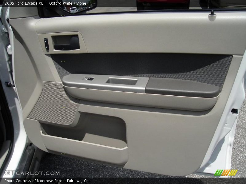 Oxford White / Stone 2009 Ford Escape XLT