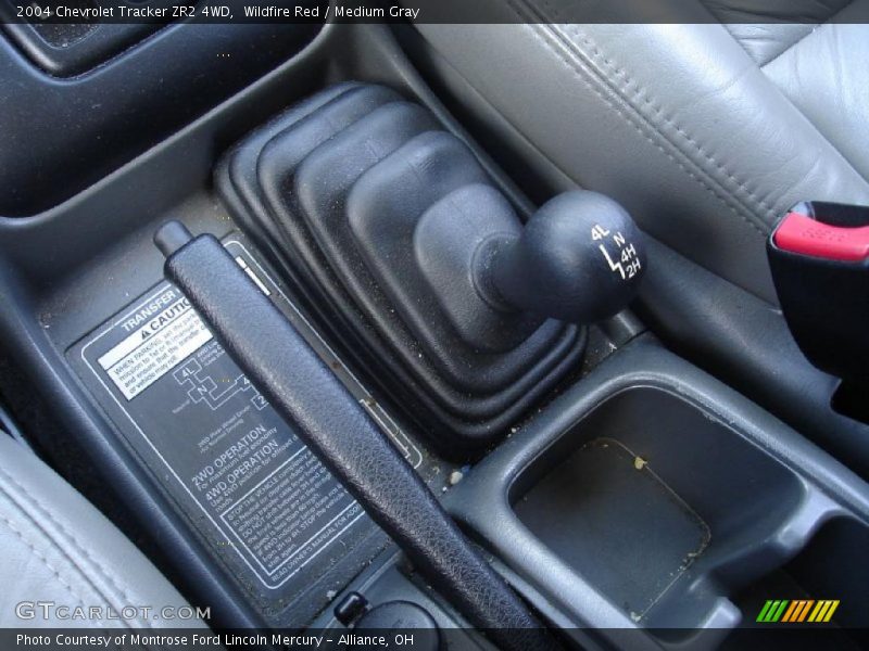 Wildfire Red / Medium Gray 2004 Chevrolet Tracker ZR2 4WD