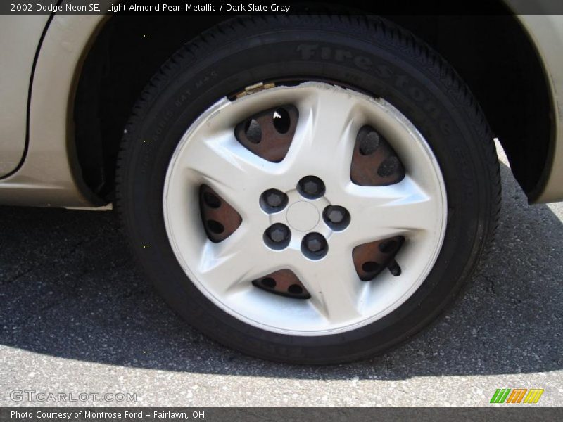 Light Almond Pearl Metallic / Dark Slate Gray 2002 Dodge Neon SE