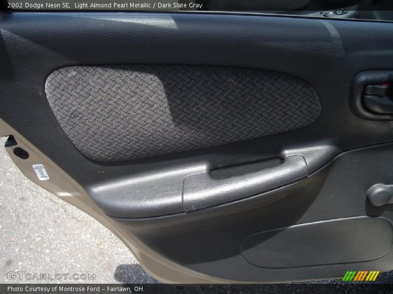 Light Almond Pearl Metallic / Dark Slate Gray 2002 Dodge Neon SE