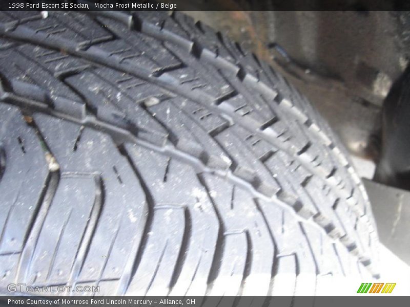 Mocha Frost Metallic / Beige 1998 Ford Escort SE Sedan