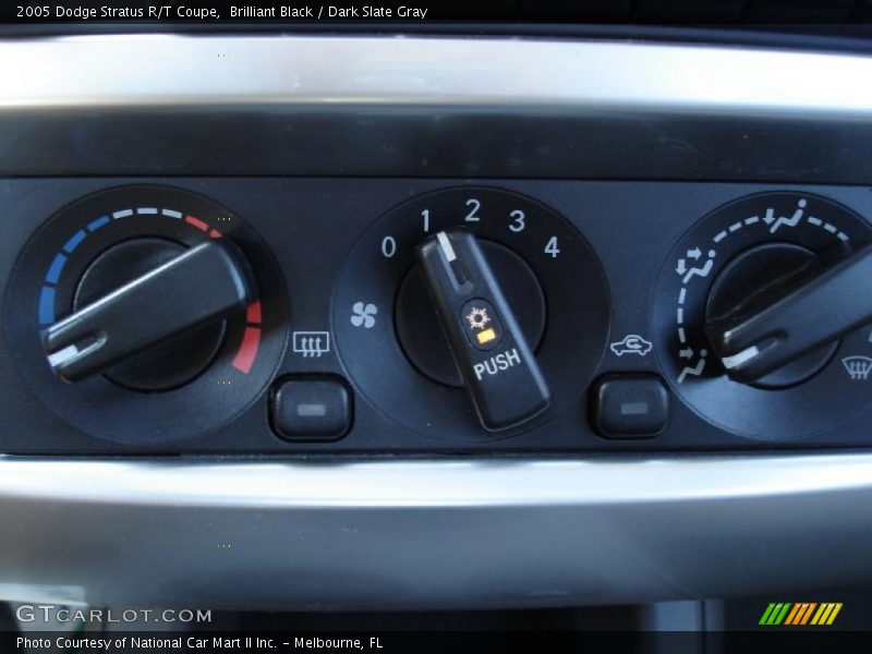 Brilliant Black / Dark Slate Gray 2005 Dodge Stratus R/T Coupe