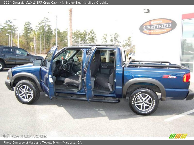 Indigo Blue Metallic / Graphite 2004 Chevrolet S10 LS ZR5 Crew Cab 4x4