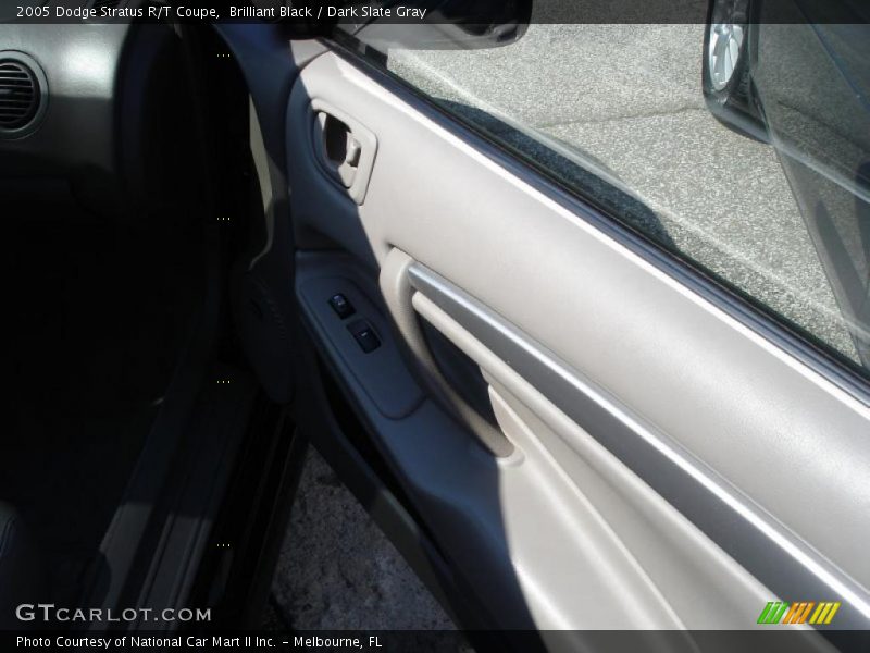 Brilliant Black / Dark Slate Gray 2005 Dodge Stratus R/T Coupe