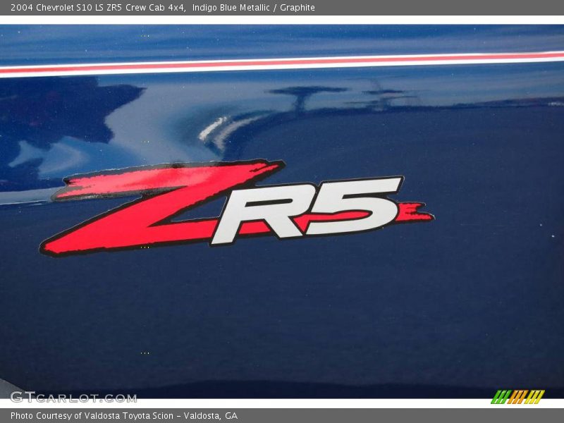 Indigo Blue Metallic / Graphite 2004 Chevrolet S10 LS ZR5 Crew Cab 4x4