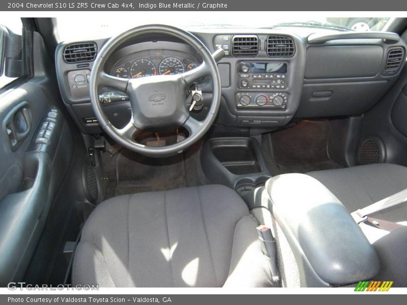 Indigo Blue Metallic / Graphite 2004 Chevrolet S10 LS ZR5 Crew Cab 4x4