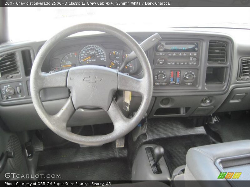 Summit White / Dark Charcoal 2007 Chevrolet Silverado 2500HD Classic LS Crew Cab 4x4