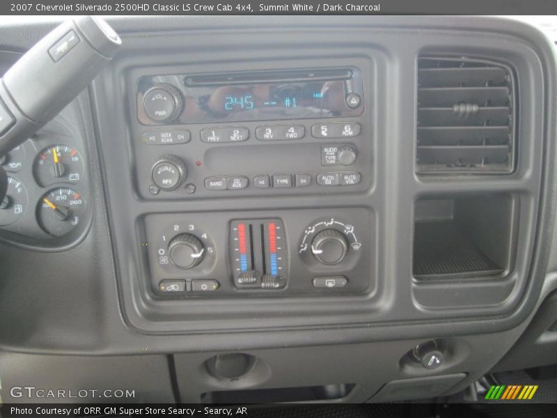 Summit White / Dark Charcoal 2007 Chevrolet Silverado 2500HD Classic LS Crew Cab 4x4