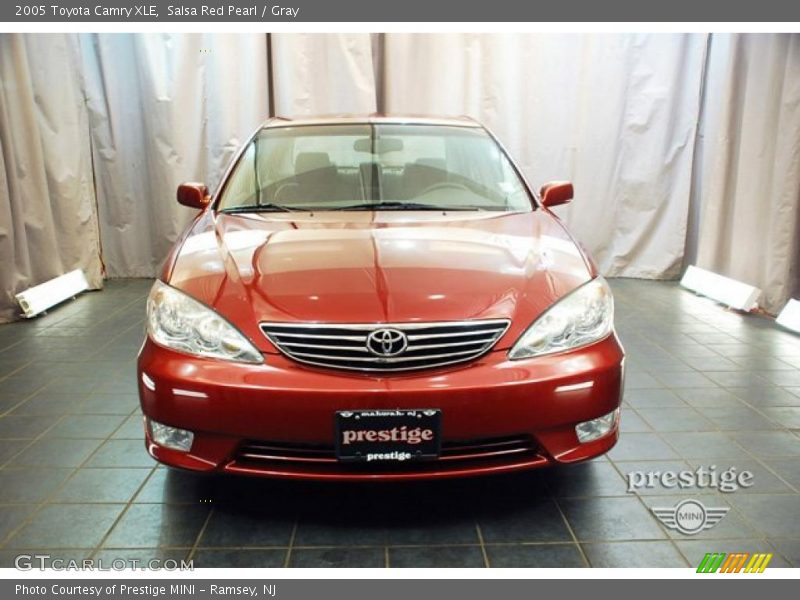 Salsa Red Pearl / Gray 2005 Toyota Camry XLE