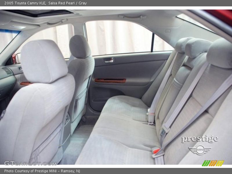 Salsa Red Pearl / Gray 2005 Toyota Camry XLE