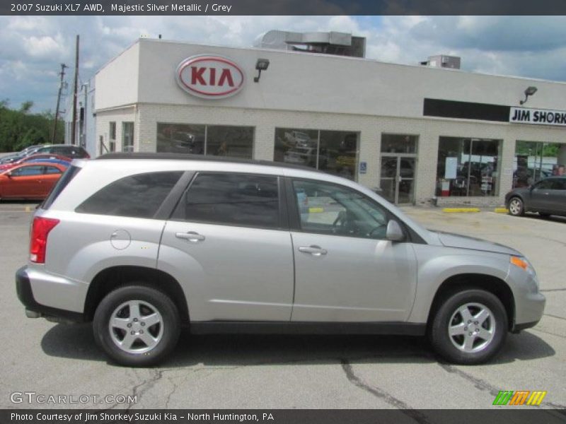 Majestic Silver Metallic / Grey 2007 Suzuki XL7 AWD