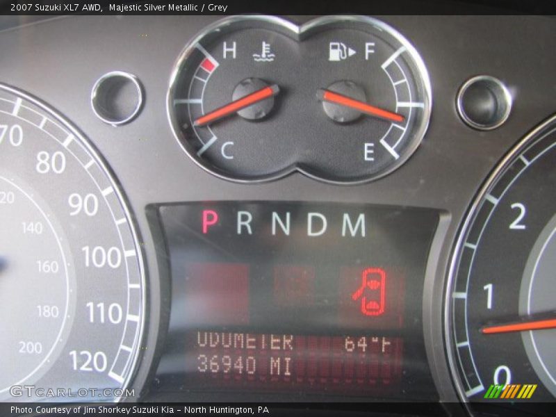 Majestic Silver Metallic / Grey 2007 Suzuki XL7 AWD