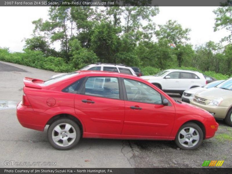 Infra-Red / Charcoal/Light Flint 2007 Ford Focus ZX4 SES Sedan