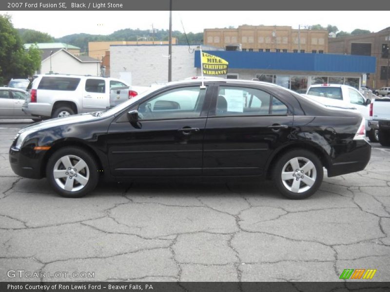 Black / Light Stone 2007 Ford Fusion SE